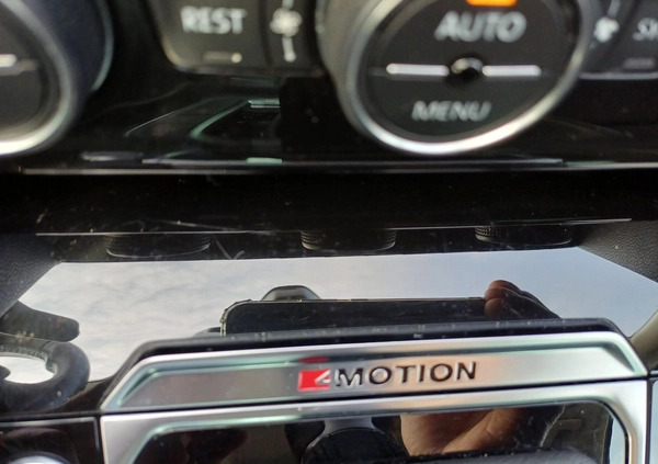 Volkswagen Passat cena 79900 przebieg: 102858, rok produkcji 2017 z Wolbórz małe 466